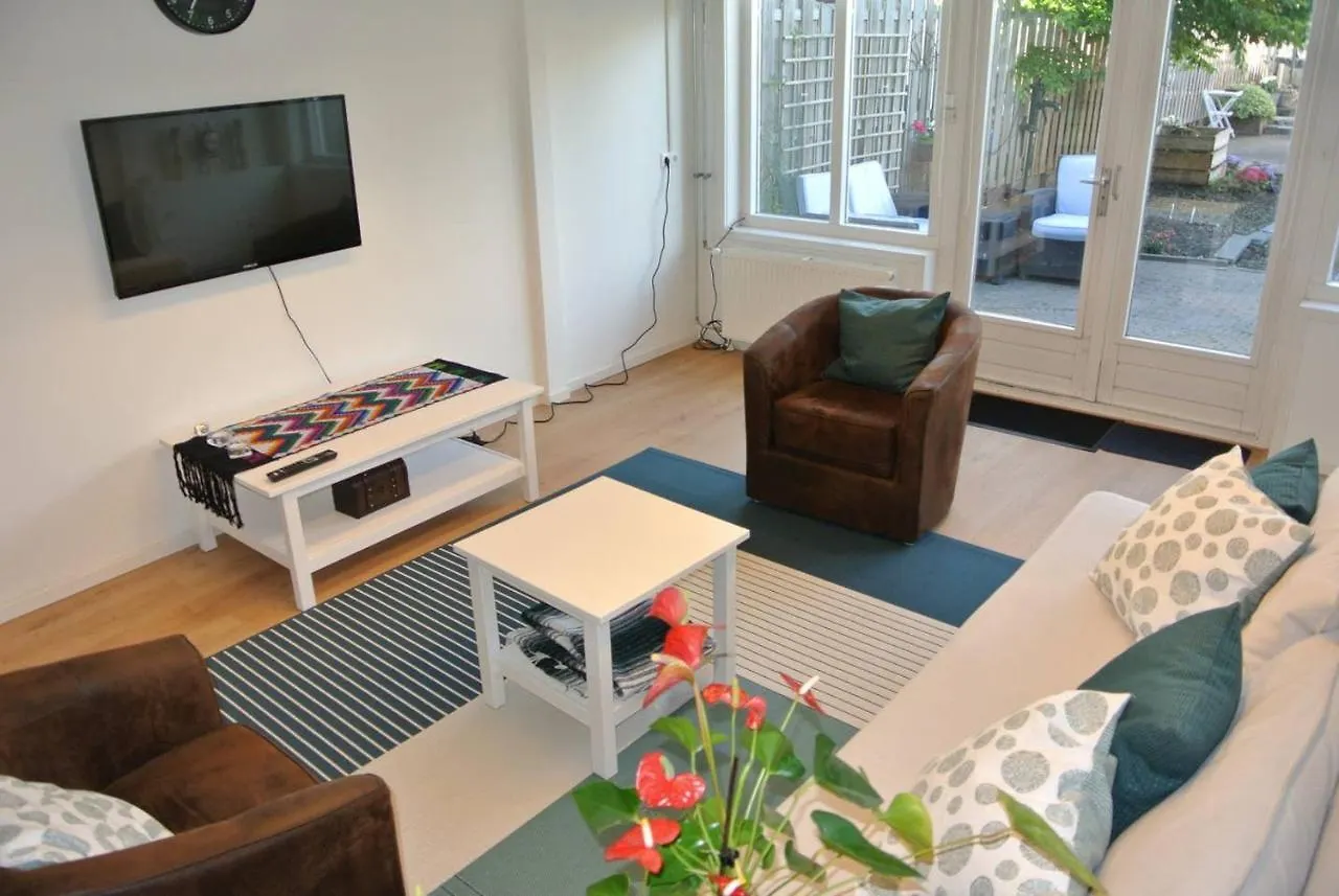 Holiday home Friedalaan Guesthouse Zwanenburg